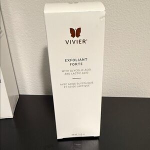 Vivier Exfoliant Forte
Brand new